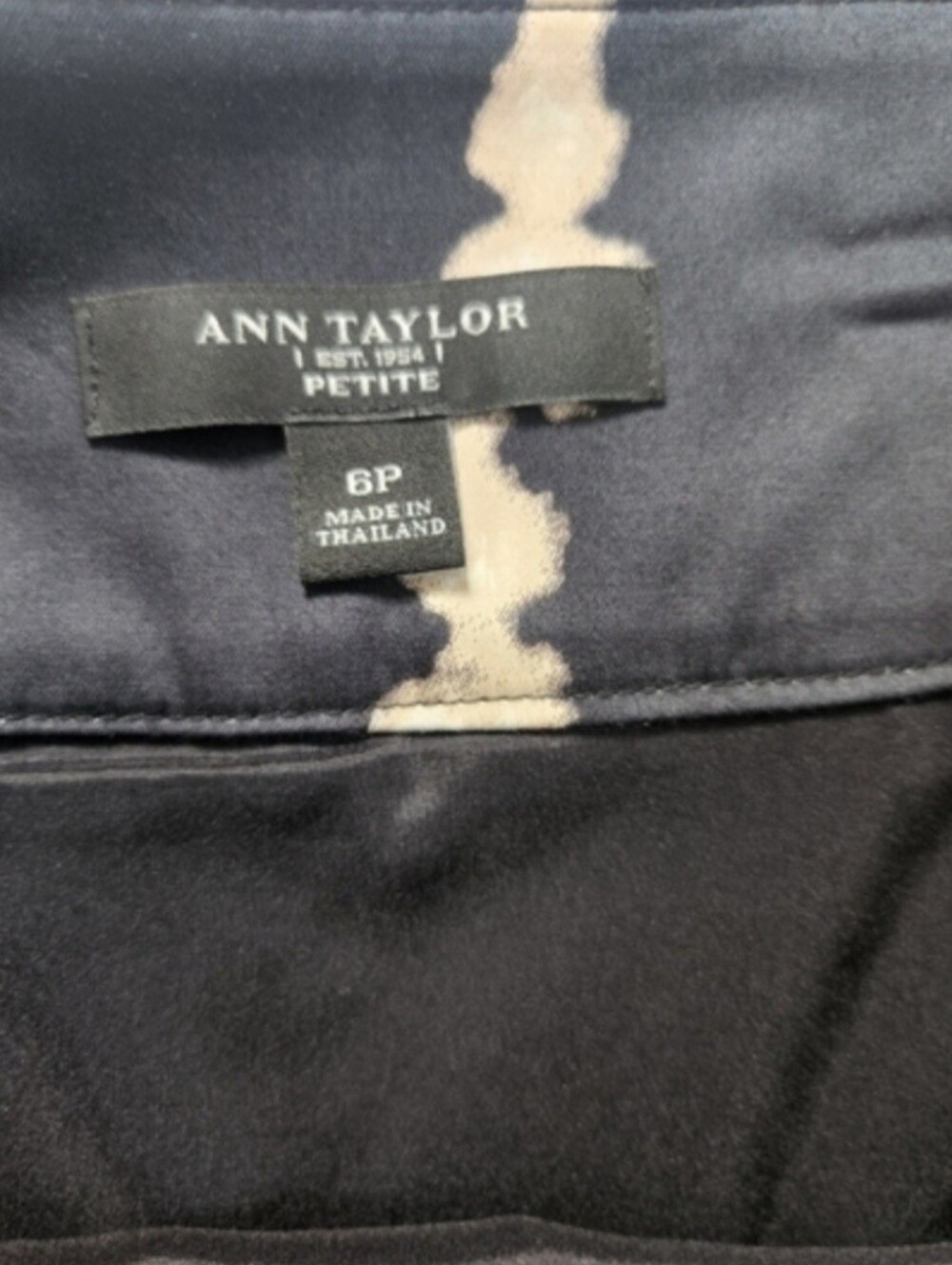 Ann Taylor Pencil Skirt - Picture 5 of 6